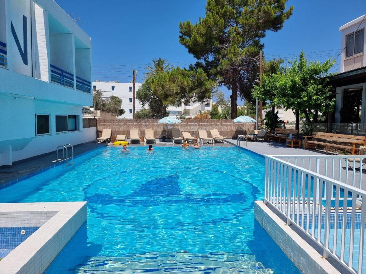 Hotel Paphos Buitenkant foto