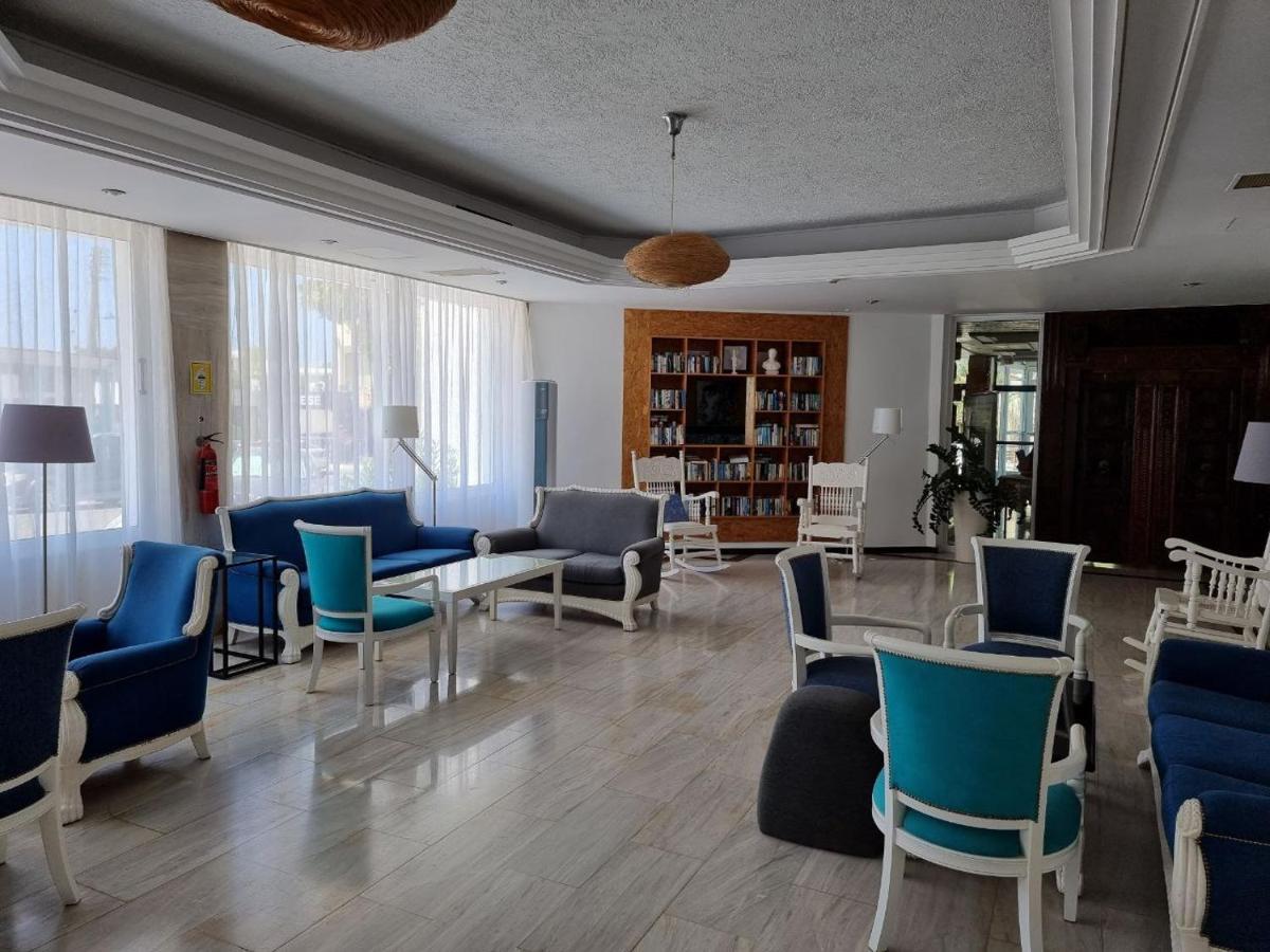 Hotel Paphos Buitenkant foto